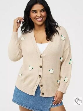 Torrid V-Neck Cream Floral Appliqué Cardigan Sweater size 1X